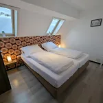 Gaestehaus Rur בית הארחה *